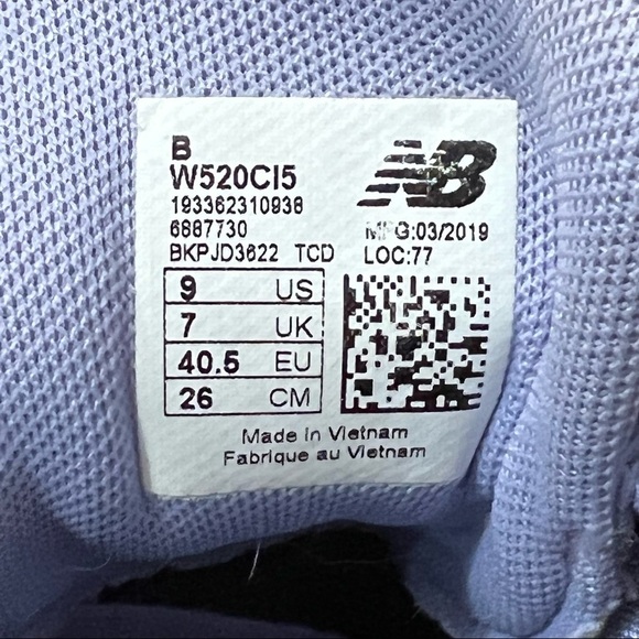 New Balance 520V5 Athletic Shoes - Picture 9 of 9